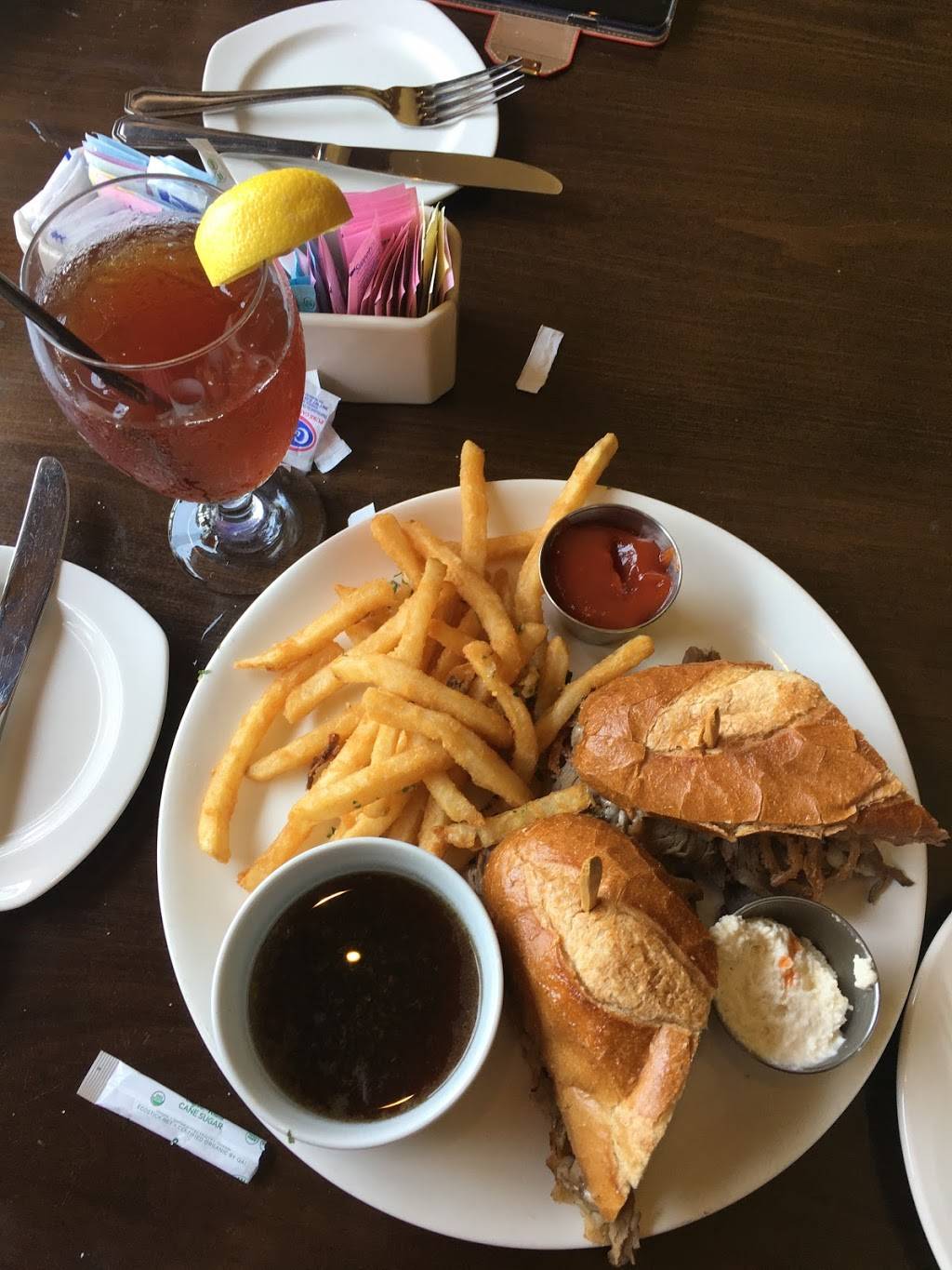 Odyssey Restaurant | restaurant | 15600 Odyssey Dr, Granada Hills, CA 91344, USA | 8183666444 OR +1 818-366-6444