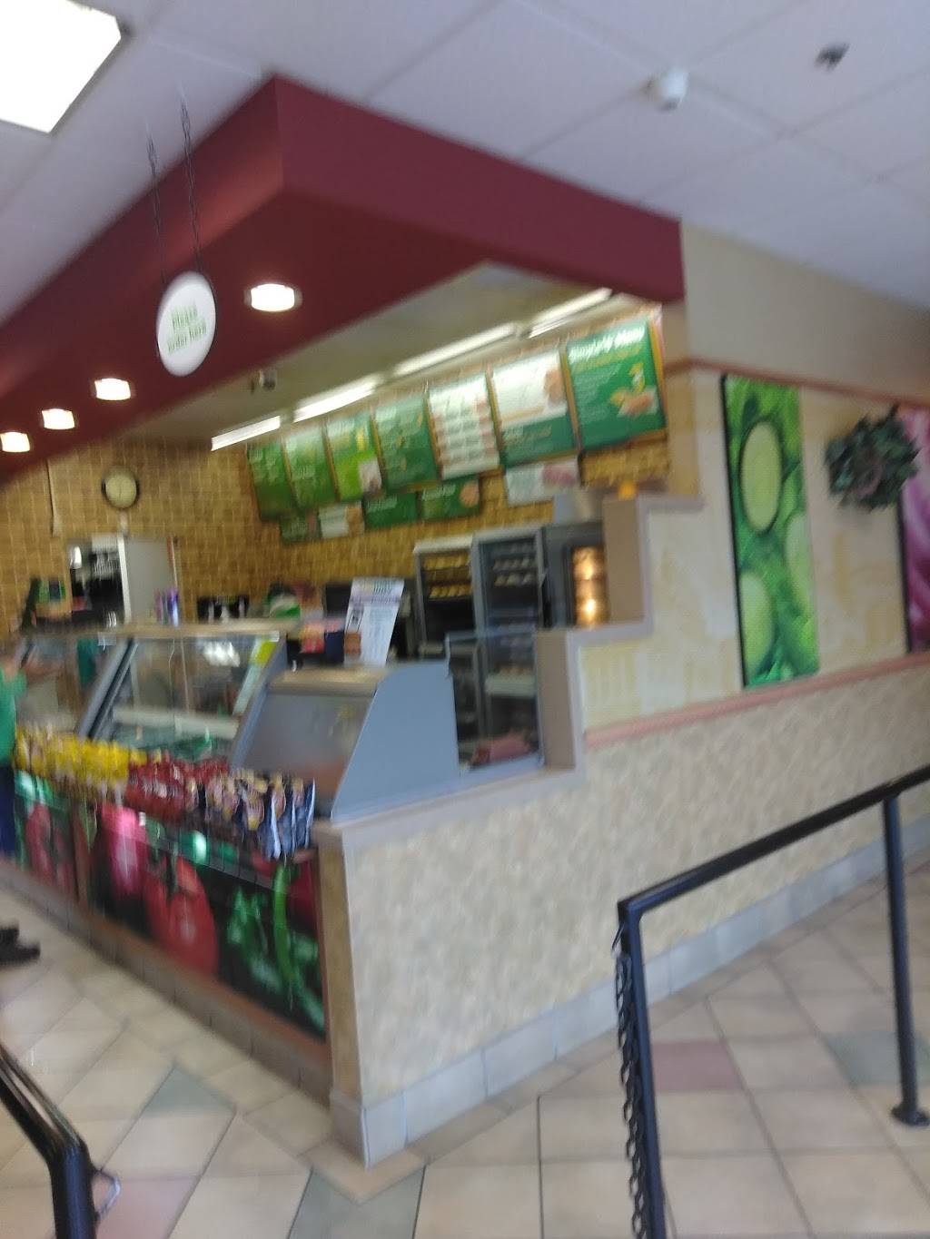 Subway Restaurants | restaurant | 2451 McMullen Booth Rd #1, Clearwater, FL 33759, USA | 7277263775 OR +1 727-726-3775