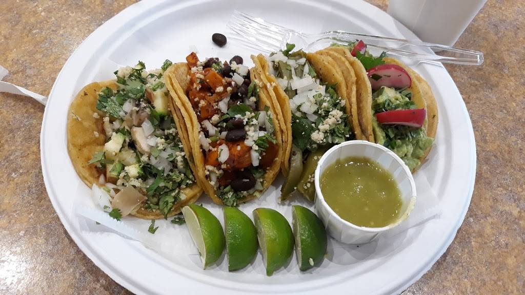 Down to Earth Vegan Kitchen | restaurant | 441 Spaniolo Dr, Arlington, TX 76010, USA | 6825834641 OR +1 682-583-4641