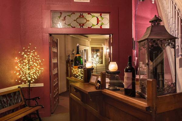 Mona Lisa Fondue Restaurant | restaurant | 733 Manitou Ave, Manitou Springs, CO 80829, USA | 7196850277 OR +1 719-685-0277