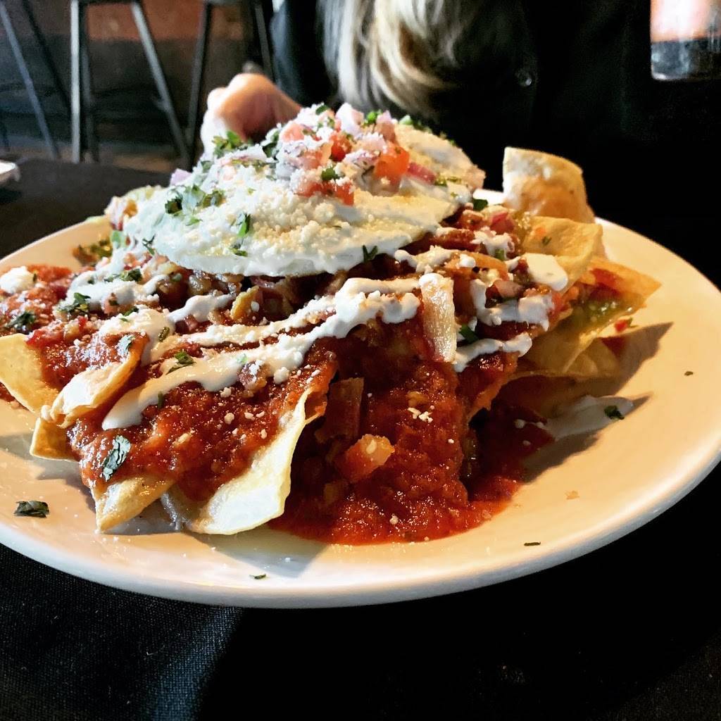 Wishbone and Flynt | restaurant | 334 Bryan Ave, Fort Worth, TX 76104, USA | 8179452433 OR +1 817-945-2433