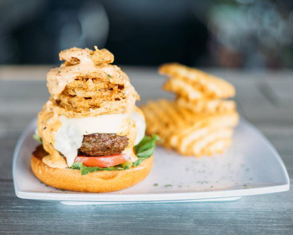 Bloodhound Brew | restaurant | 5801 Conroy Rd, Orlando, FL 32835, USA | 4075785711 OR +1 407-578-5711