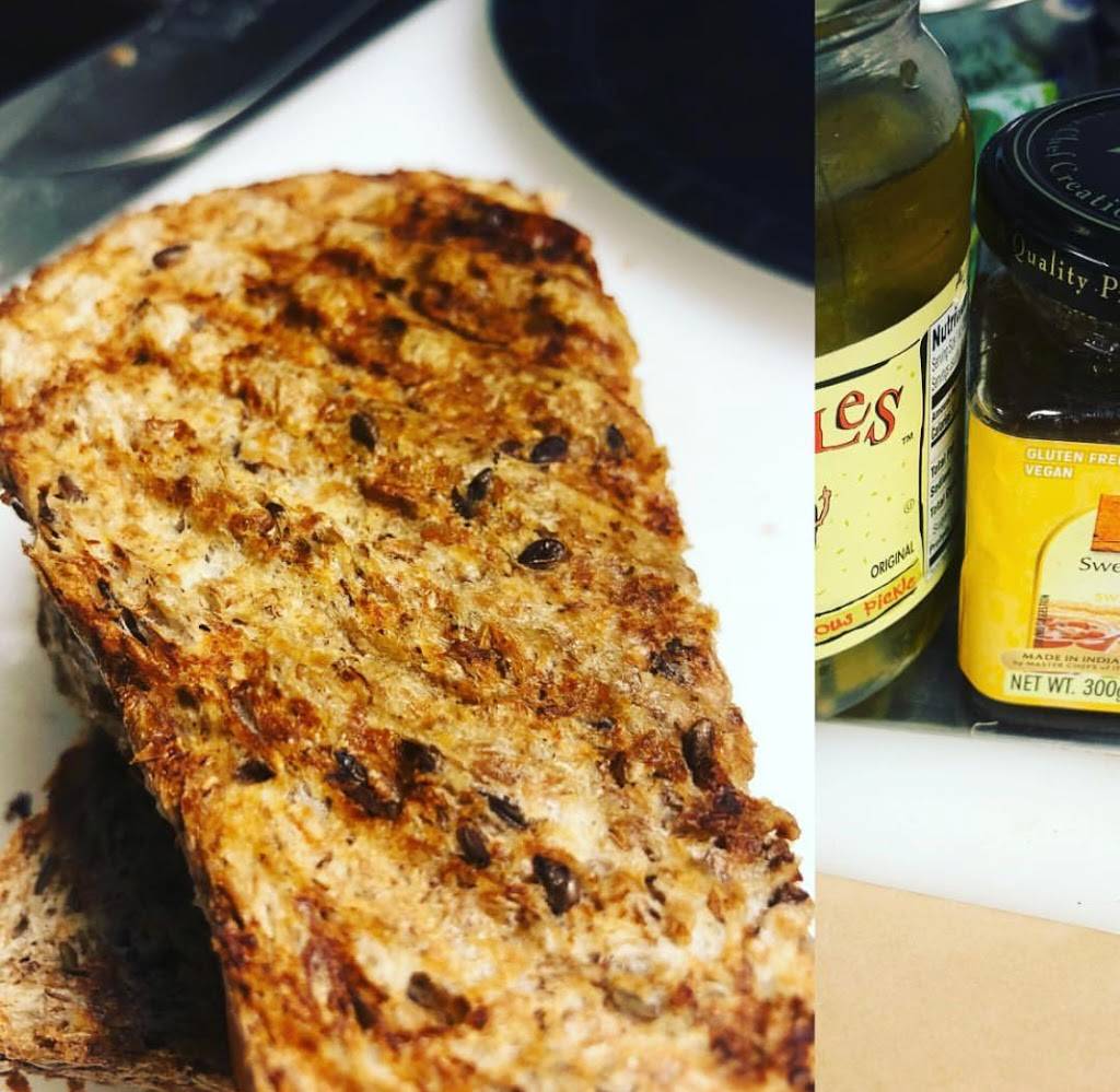 Katora Coffee | cafe | 615 Caroline St, Fredericksburg, VA 22401, USA | 5716410383 OR +1 571-641-0383