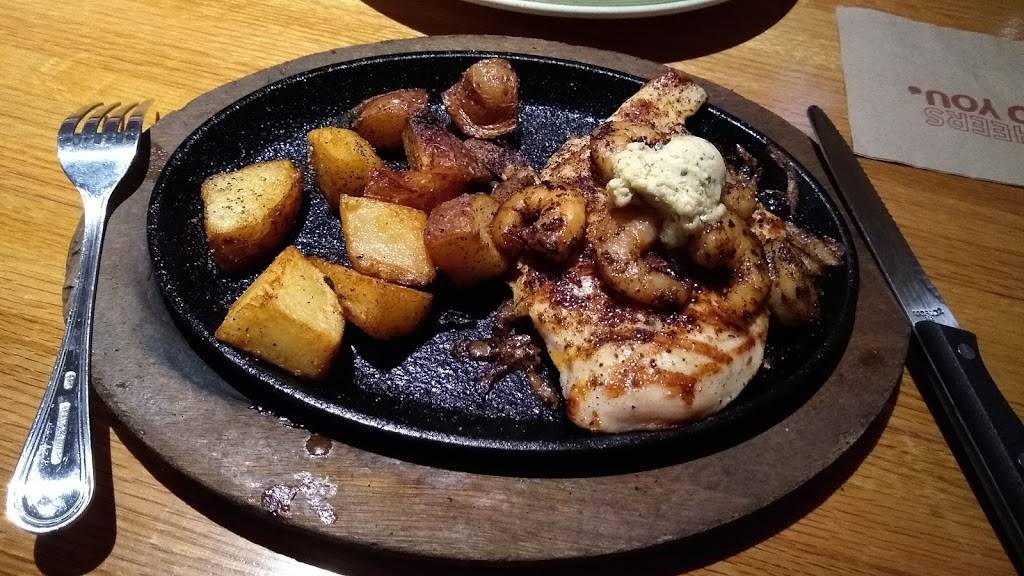 Applebees Grill + Bar | restaurant | 9702 Airline Hwy, Baton Rouge, LA 70816, USA | 2259243001 OR +1 225-924-3001