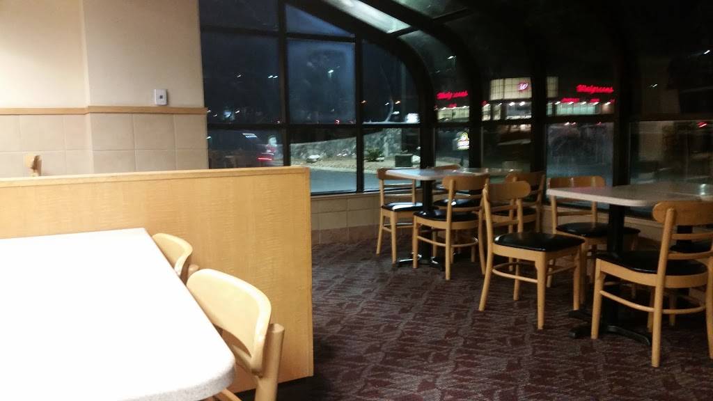 Wendys | restaurant | 1242 S Main St, Boerne, TX 78006, USA | 8308163037 OR +1 830-816-3037