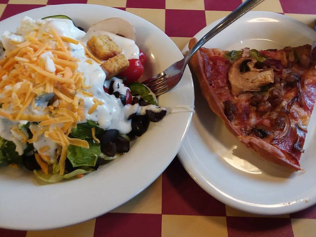 Pizza Hut | meal takeaway | 1514 Fayetteville Rd Ste E, Van Buren, AR 72956, USA | 4794744200 OR +1 479-474-4200