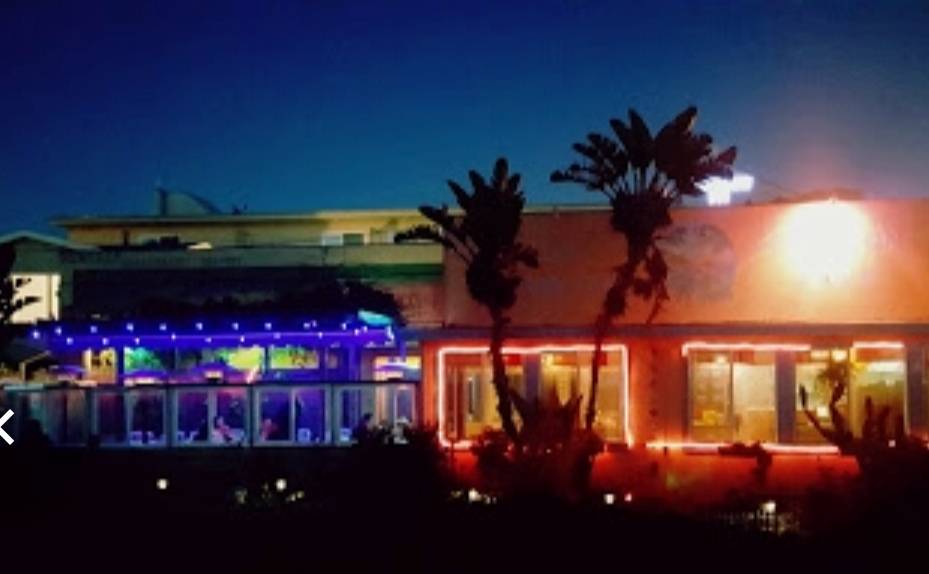 La Playita | restaurant | 37 14th St, Hermosa Beach, CA 90254, USA | 3103762148 OR +1 310-376-2148