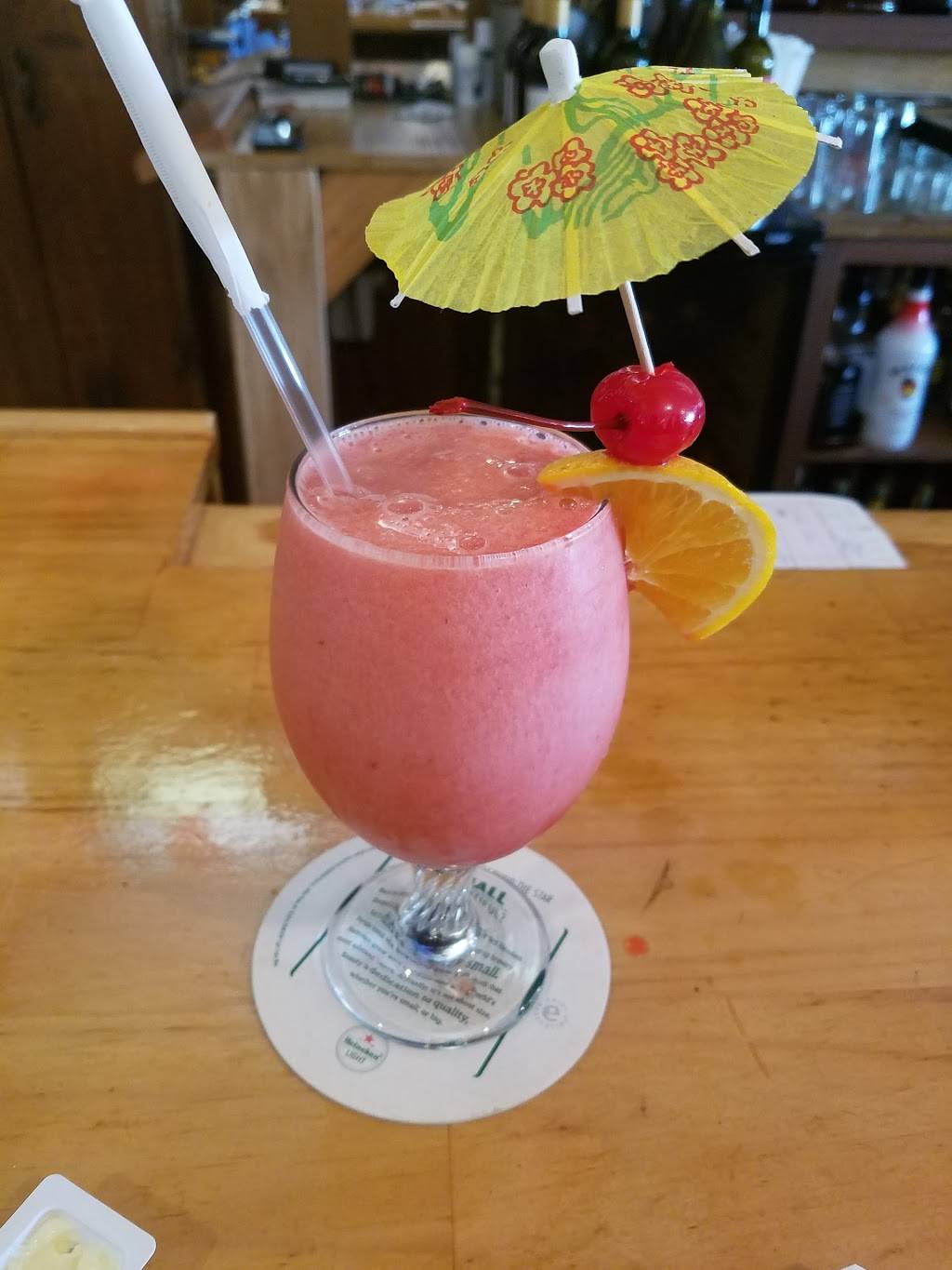 Oliveiras da Serra | restaurant | 1241 Roosevelt Ave, Carteret, NJ 07008, USA | 7325410003 OR +1 732-541-0003