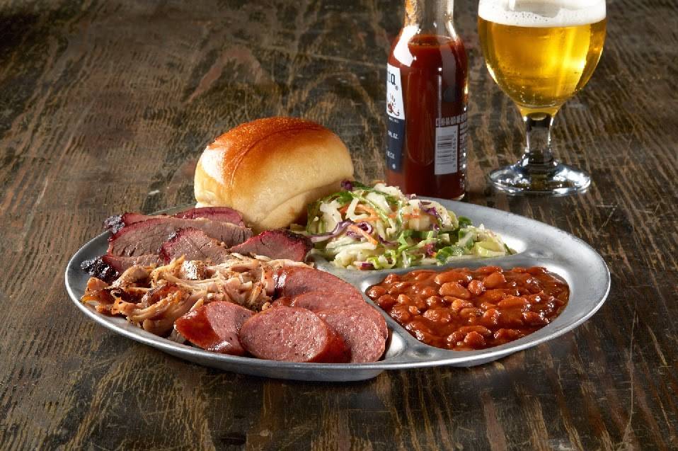 Sonny Bryans Smokehouse - West End | restaurant | 302 N Market St, Dallas, TX 75202, USA | 2147441610 OR +1 214-744-1610