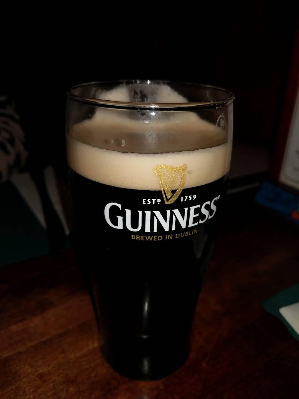 The Triple Crown Ale House | restaurant | 330 7th Ave, New York, NY 10001, USA | 2127361575 OR +1 212-736-1575