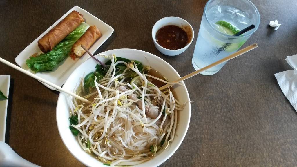 Ipho Noodle House | restaurant | 3005 W Lake Mary Blvd Ste 108, Lake Mary, FL 32746, USA | 3213634713 OR +1 321-363-4713