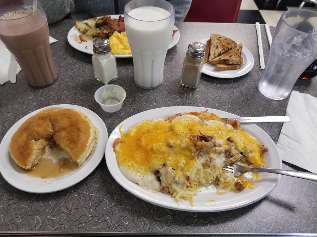 Gateway Grill | restaurant | 11188 Old Saint Charles Rd, St Ann, MO 63074, USA | 3142090400 OR +1 314-209-0400