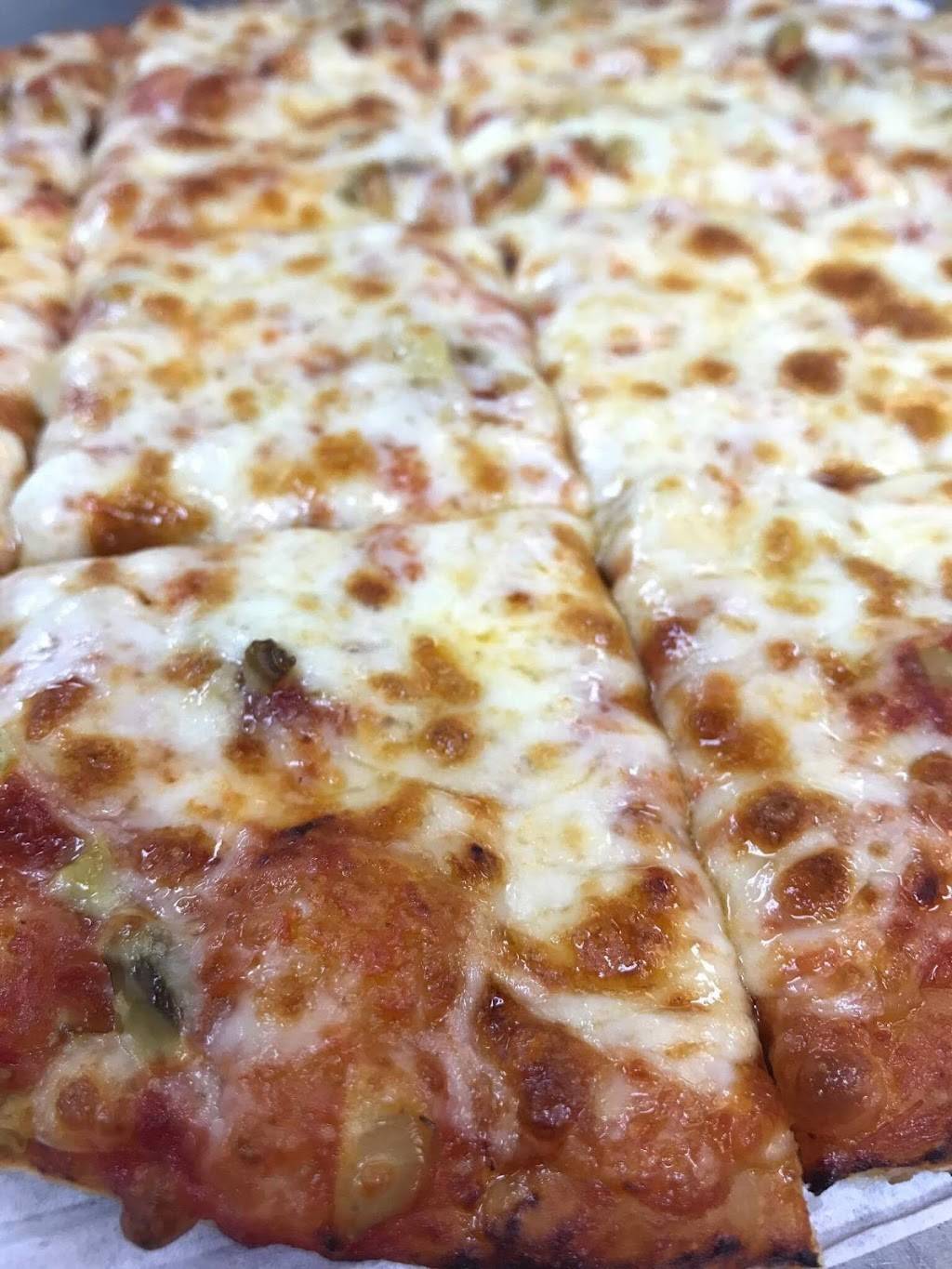 The Purple Monkey | restaurant | 25 W Mound St, South Charleston, OH 45368, USA | 9374628440 OR +1 937-462-8440