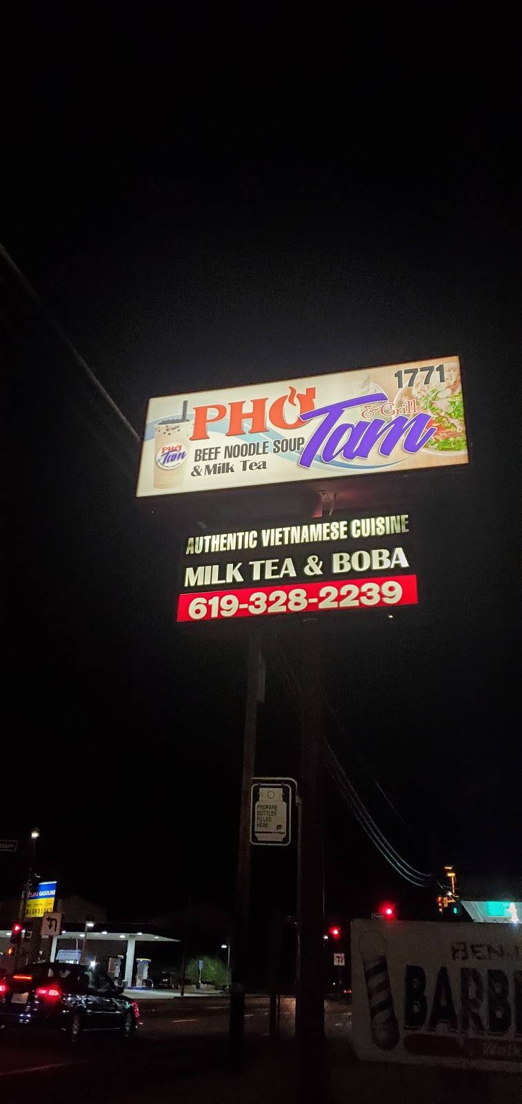 Pho Tam | restaurant | 1771 N 2nd St, El Cajon, CA 92021, USA | 6193282239 OR +1 619-328-2239