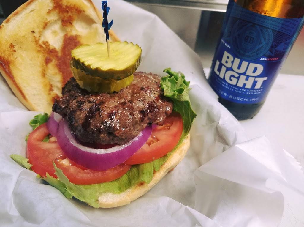 Lumberjacks Bar & Grill | restaurant | 10919 Main St, Honor, MI 49640, USA | 2313252262 OR +1 231-325-2262