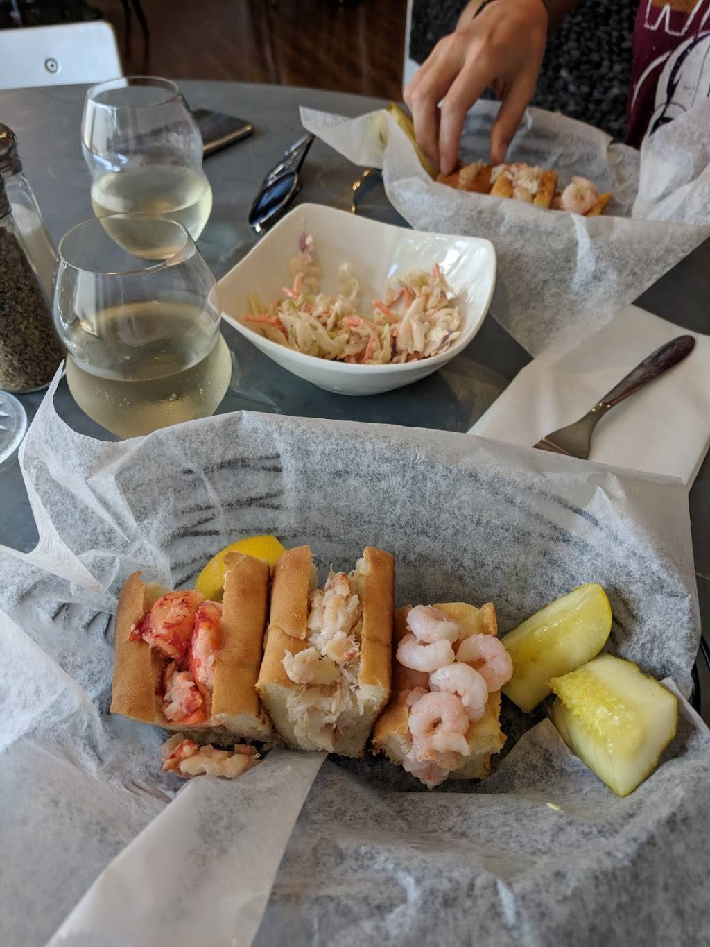 Clawdaddys | restaurant | 128 N Broadway, Lexington, KY 40507, USA | 8592582529 OR +1 859-258-2529