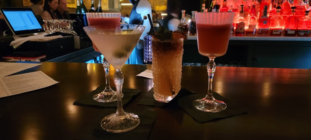 J Carver | restaurant | 509 Rio Grande St, Austin, TX 78701, USA | 5127820650 OR +1 512-782-0650