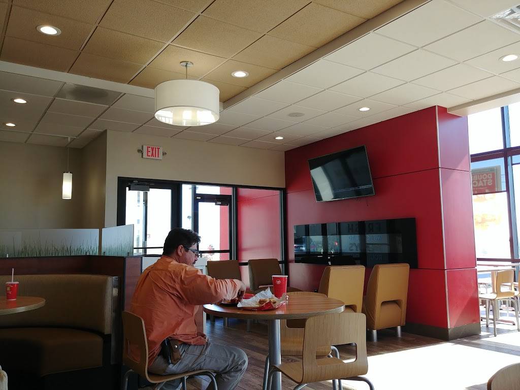 Wendys | restaurant | 4849 North, I-35, Round Rock, TX 78664, USA | 5124250651 OR +1 512-425-0651