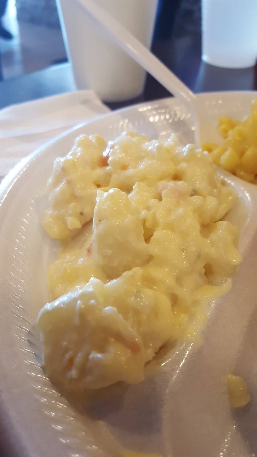 Nine20Live Real Pit Smoked BBQ | restaurant | 164 Iron Skillet Ct, Bowling Green, KY 42104, USA | 2709046192 OR +1 270-904-6192