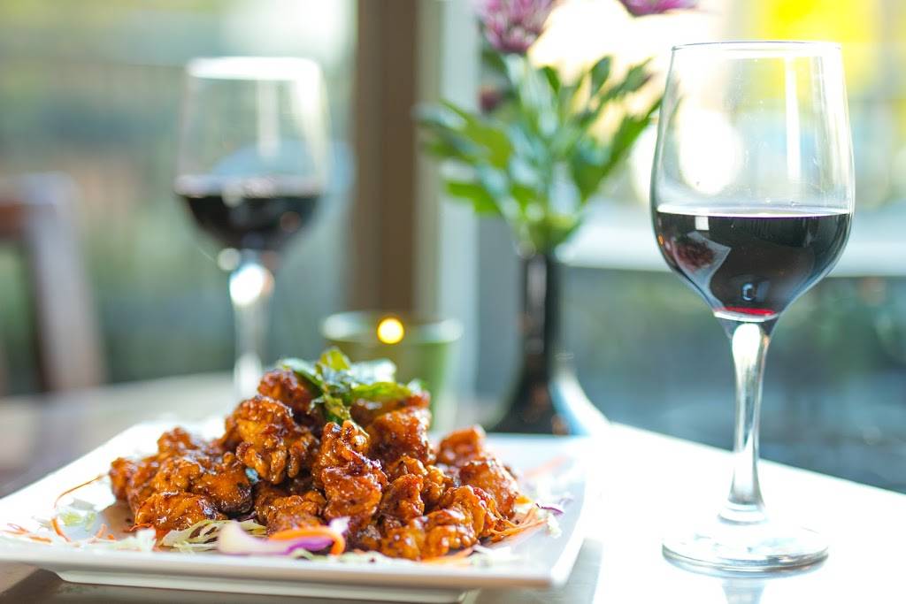 Bamboo Thai Cuisine | restaurant | 1841 42nd Ave E, Seattle, WA 98112, USA | 2063246467 OR +1 206-324-6467