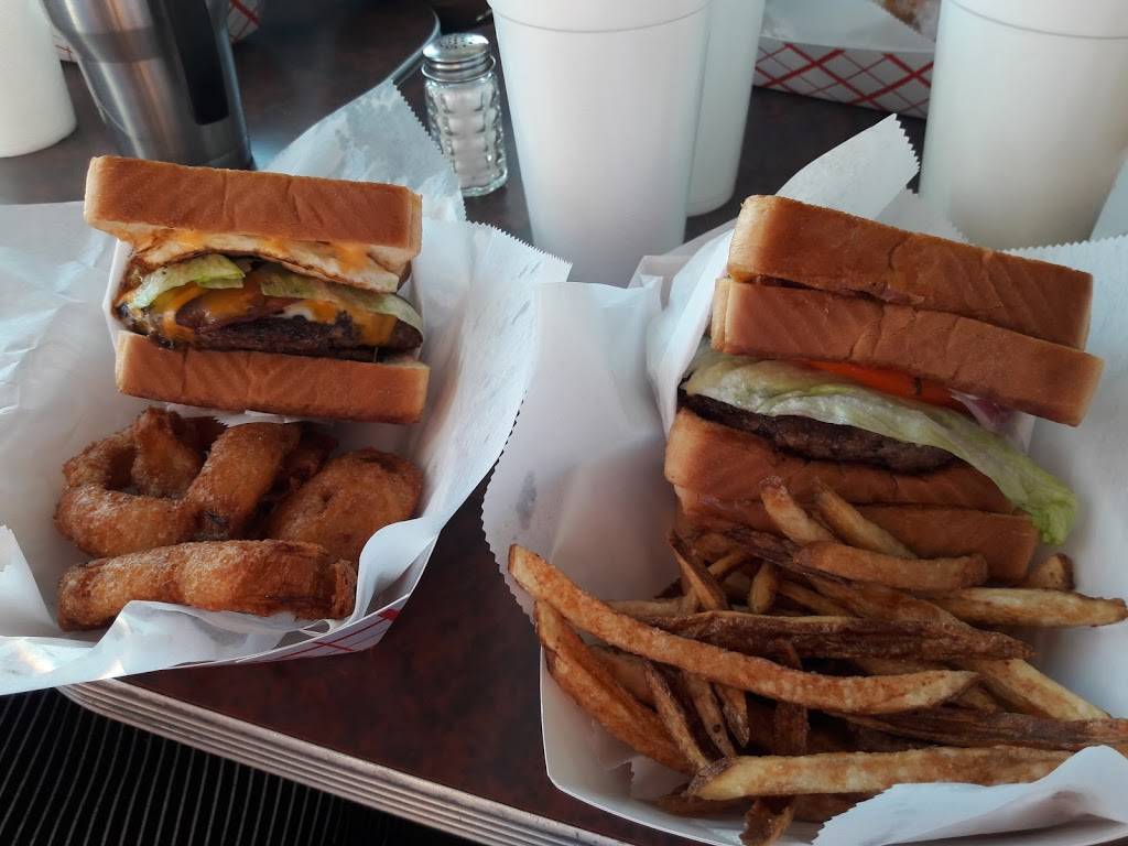 R&R Burgers | restaurant | 285 Marietta Rd, Springville, AL 35146, USA | 2057787146 OR +1 205-778-7146