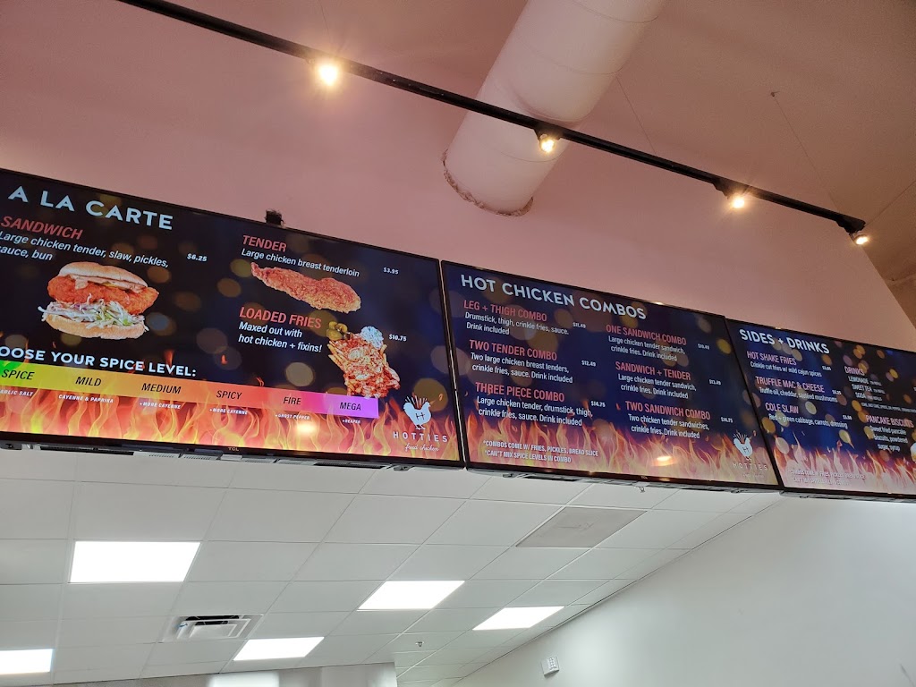 Hotties Fried Chicken | restaurant | University Village, 1223 University Ave, Riverside, CA 92507, USA | 9515308320 OR +1 951-530-8320