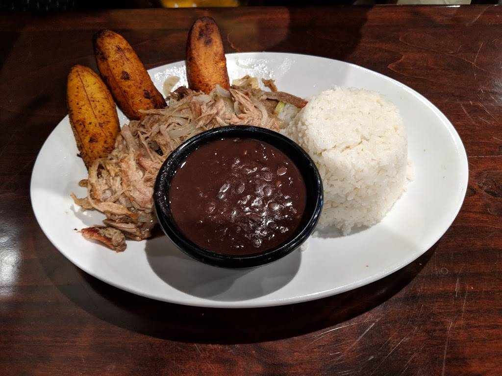 tobys latin grill | restaurant | 222 S Citrus St, West Covina, CA 91791, USA | 6263323433 OR +1 626-332-3433