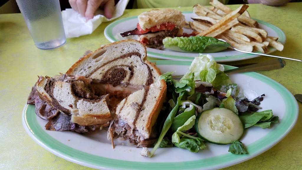 Road Island Diner | restaurant | 981 W Weber Canyon Rd, Oakley, UT 84055, USA | 4357833467 OR +1 435-783-3467