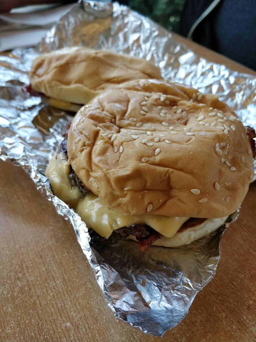 Five Guys | meal takeaway | C2, 5517 Hazeldean Rd #6, Stittsville, ON K2S 0P5, Canada | 6138361800 OR +1 613-836-1800