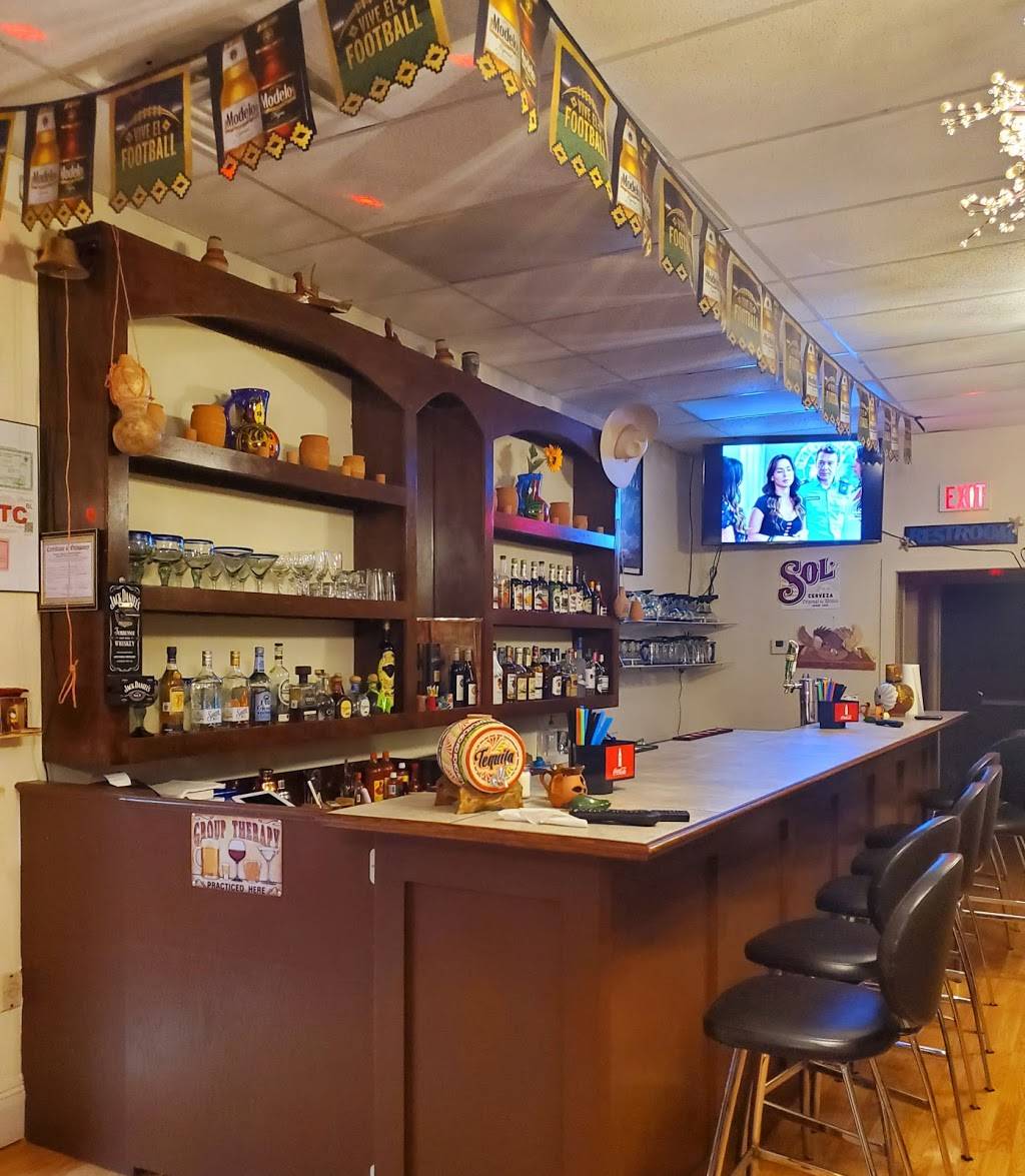 Capt. Lalos Cabin Mexican Grill | restaurant | 205 Bayou Gardens Blvd Suite A- B, Houma, LA 70364, USA | 9852624253 OR +1 985-262-4253