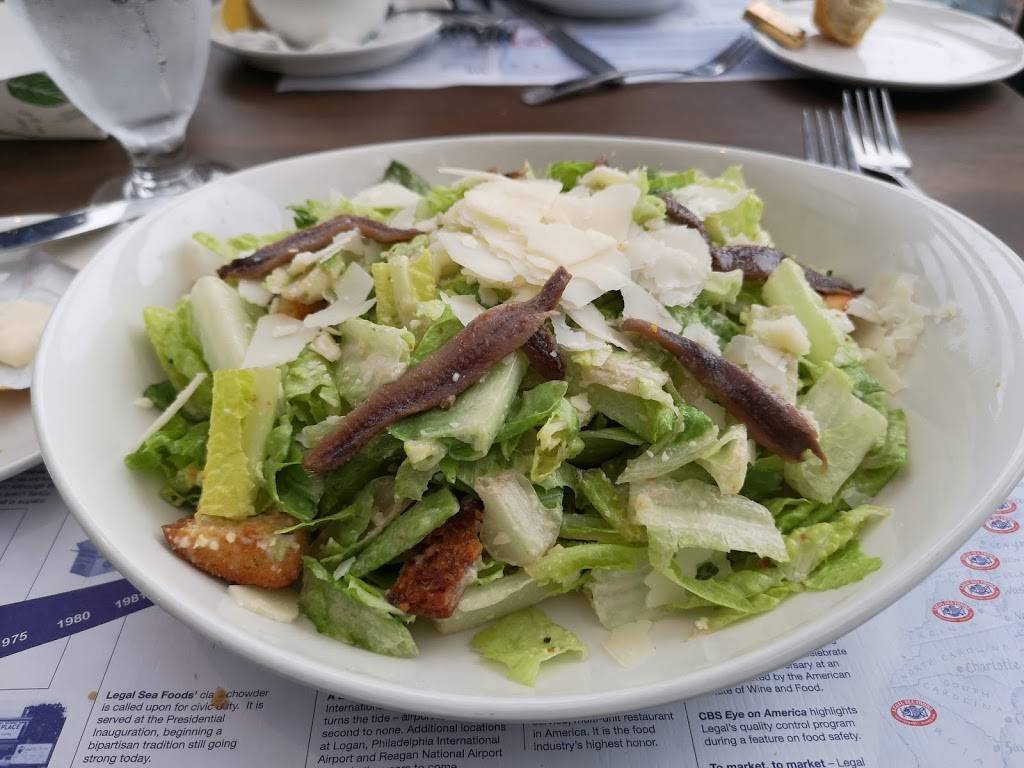 Legal Sea Foods | restaurant | The Street, 55 Boylston St, Chestnut Hill, MA 02467, USA | 6172777300 OR +1 617-277-7300