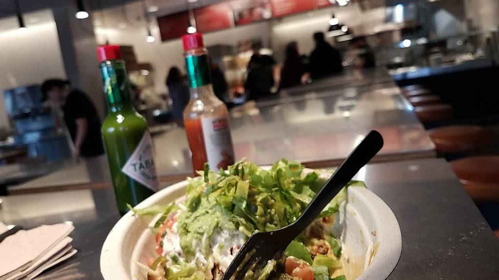 Chipotle Mexican Grill | restaurant | 333 Winchester St, Keene, NH 03431, USA | 6033526761 OR +1 603-352-6761