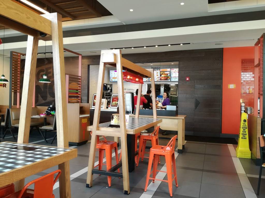 Burger King | restaurant | 1100 6th St, Miami Beach, FL 33139, USA | 3055313448 OR +1 305-531-3448