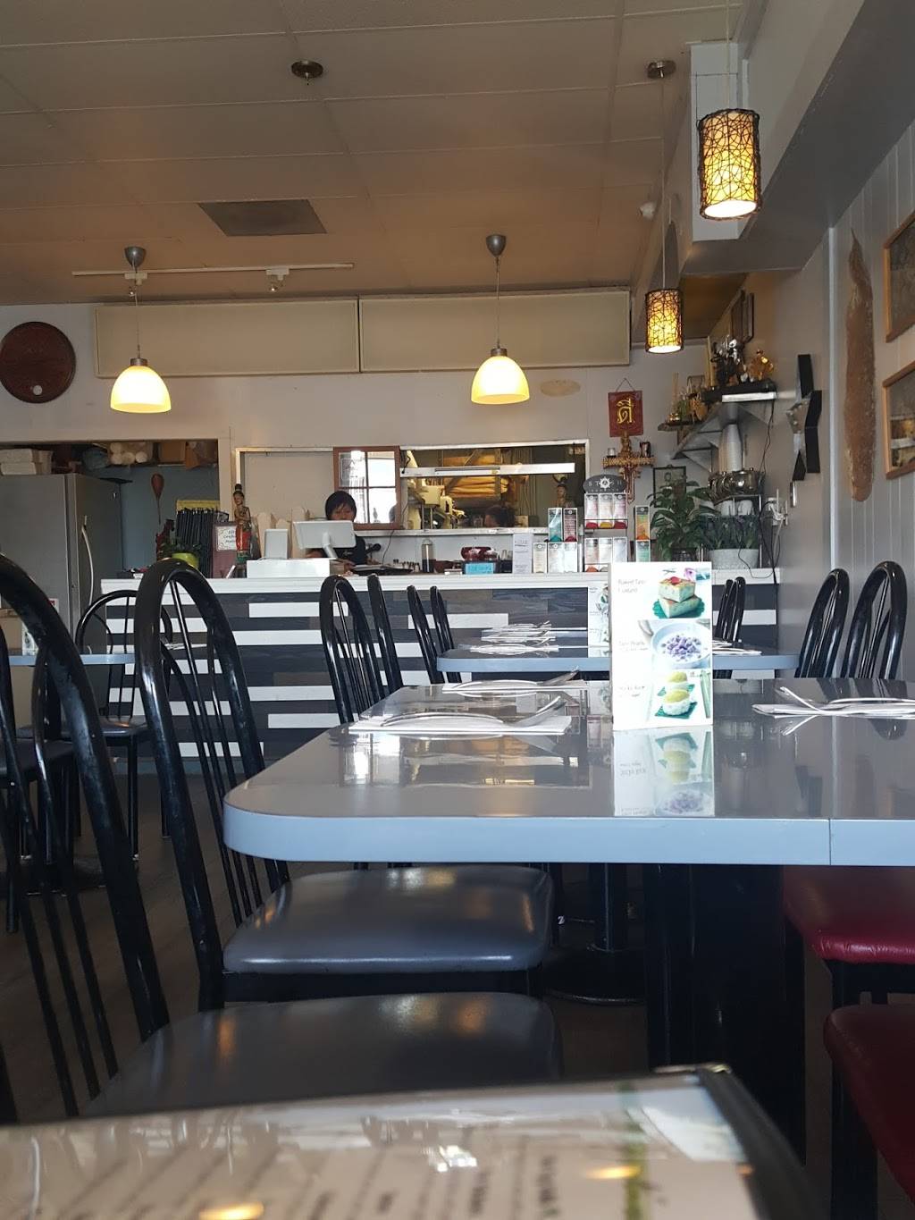 Five Star Thai Cuisine and Grocery | restaurant | 5124 Pine Island Ct M, Crown Point, IN 46307, USA | 2197696322 OR +1 219-769-6322