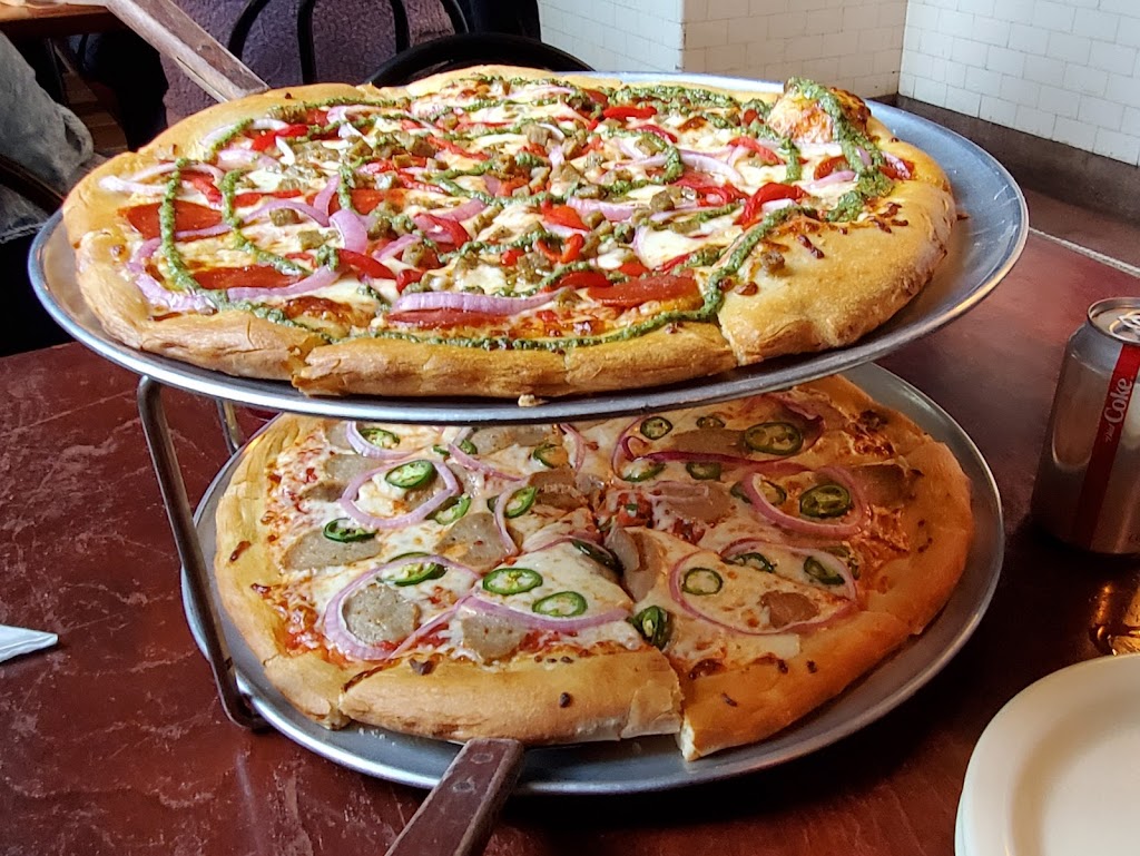 OZone Pizza Pub | restaurant | 1010 N 12th Ave #111, Pensacola, FL 32501, USA | 8504337336 OR +1 850-433-7336