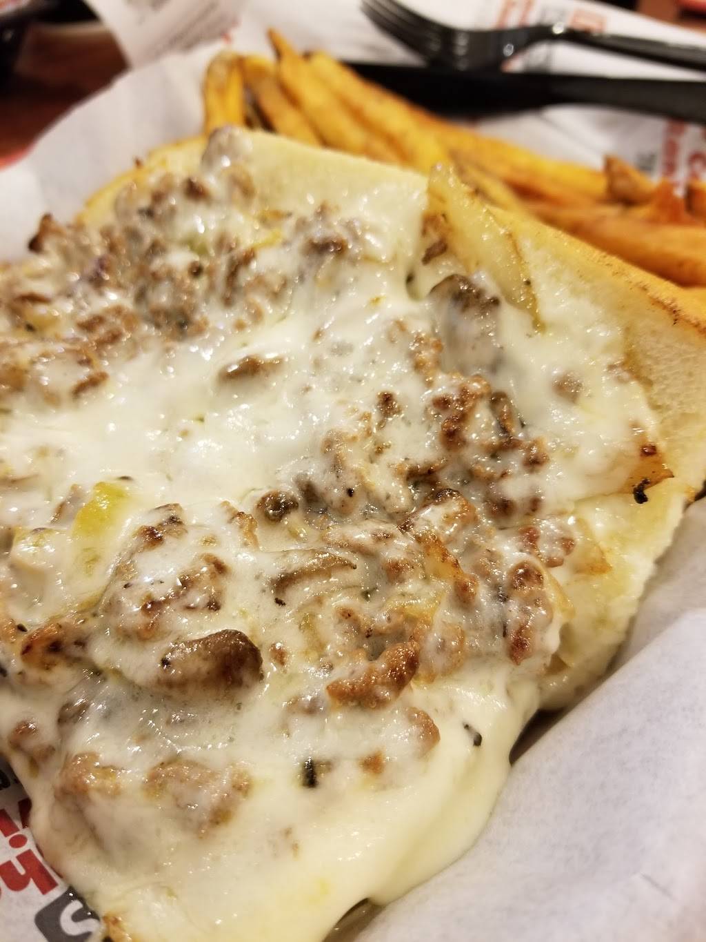 Penn Station East Coast Subs | restaurant | 7158 Carpenter Rd, Skokie, IL 60077, USA | 2245347430 OR +1 224-534-7430