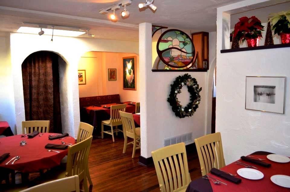 La Rosa Southwestern Dining | restaurant | 25 CO-105, Palmer Lake, CO 80133, USA | 7193687676 OR +1 719-368-7676