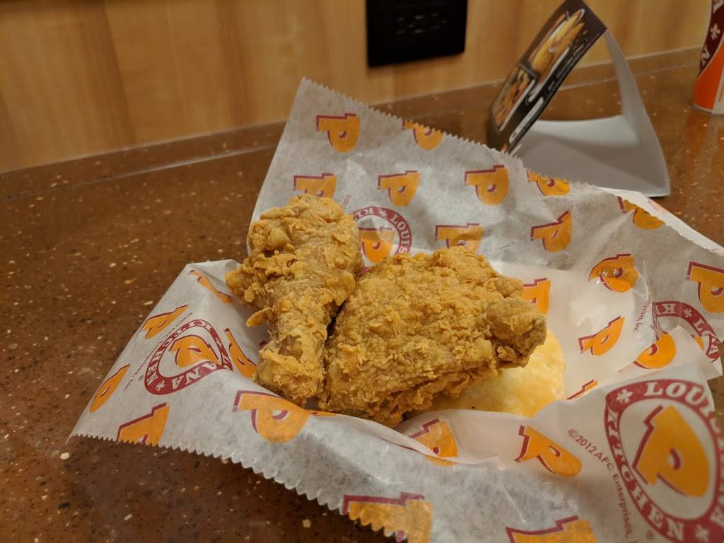 Popeyes Louisiana Kitchen | restaurant | 8151 S Interstate 35, Corinth, TX 76210, USA | 9403412094 OR +1 940-341-2094