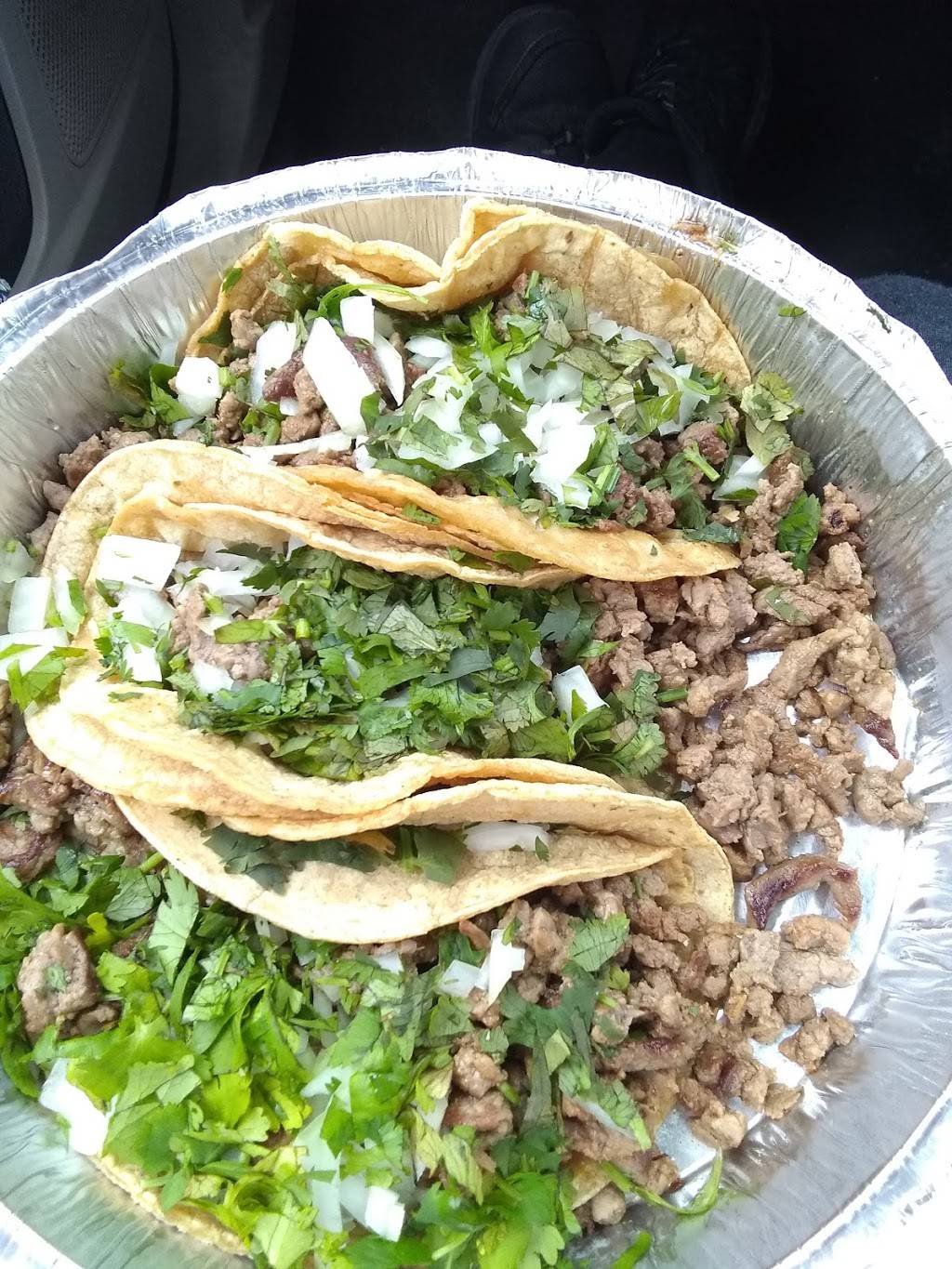 EL Jaripeo | restaurant | 30 East Washington Pointe Dr, Indianapolis, IN 46229, USA | 3178983921 OR +1 317-898-3921