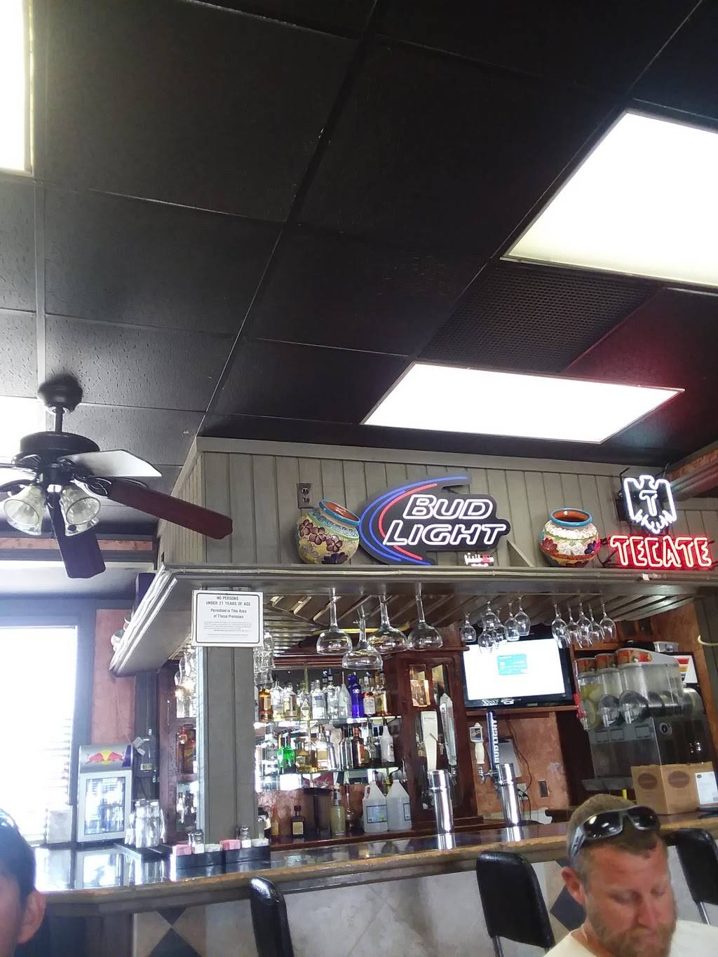 La Fiesta Mexican Restaurant | restaurant | 220 W Almar Dr, Chickasha, OK 73018, USA | 4052223355 OR +1 405-222-3355