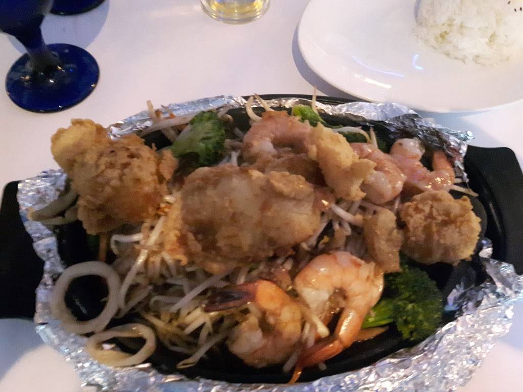 Restaurant Ciel dAsie | restaurant | 4355 Boulevard Saint-Martin O, Laval, QC H7T 1C5, Canada | 4506813888 OR +1 450-681-3888