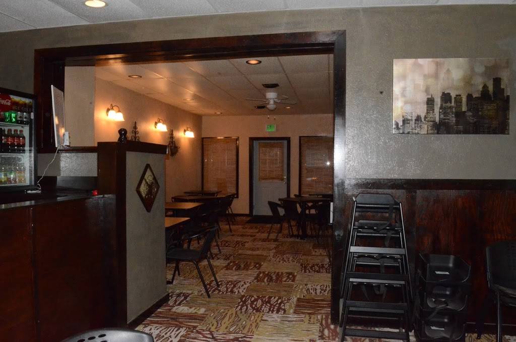 Three Bridges | restaurant | 750 Main St, Follansbee, WV 26037, USA | 3046932120 OR +1 304-693-2120