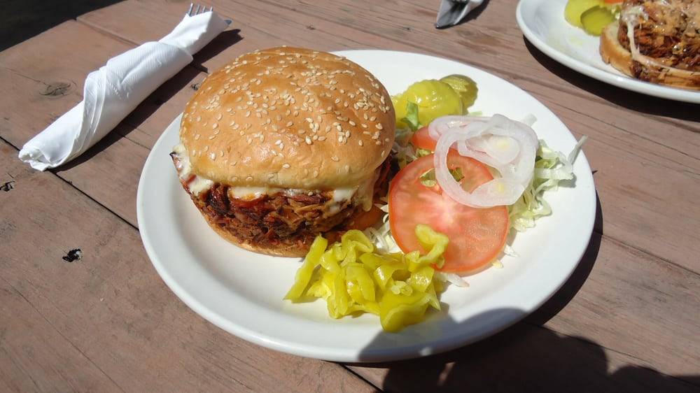 Nonnos | restaurant | 21433 Broadway Rd, Los Gatos, CA 95033, USA | 4083535633 OR +1 408-353-5633