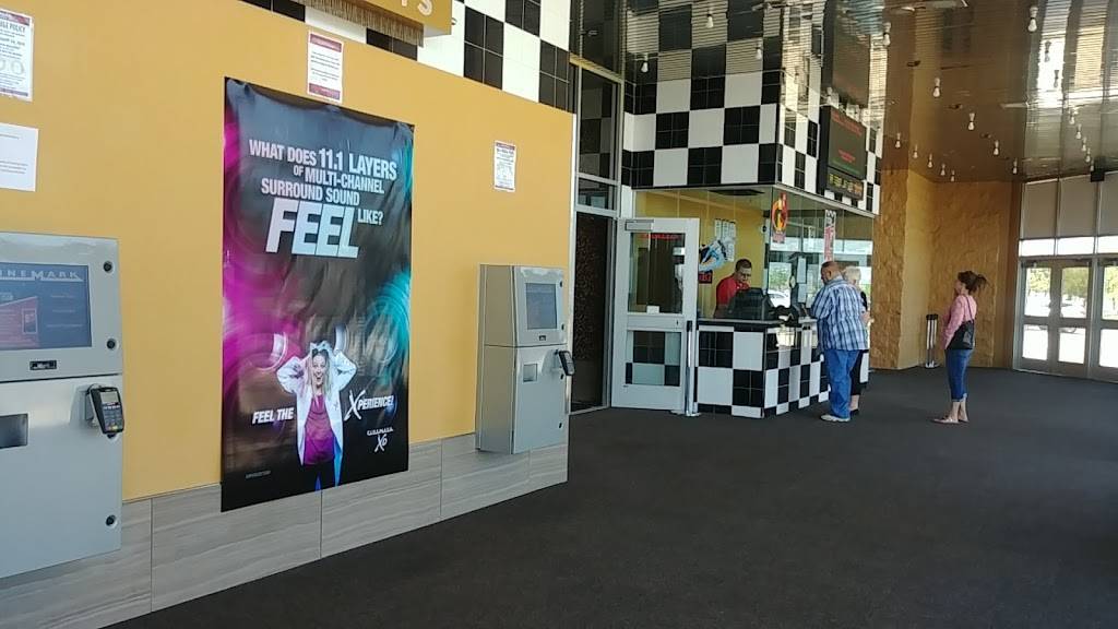 Tinseltown USA | meal takeaway | Hills Mall, 720 W Ring Rd, Layton, UT 84041, USA | 8015464764 OR +1 801-546-4764