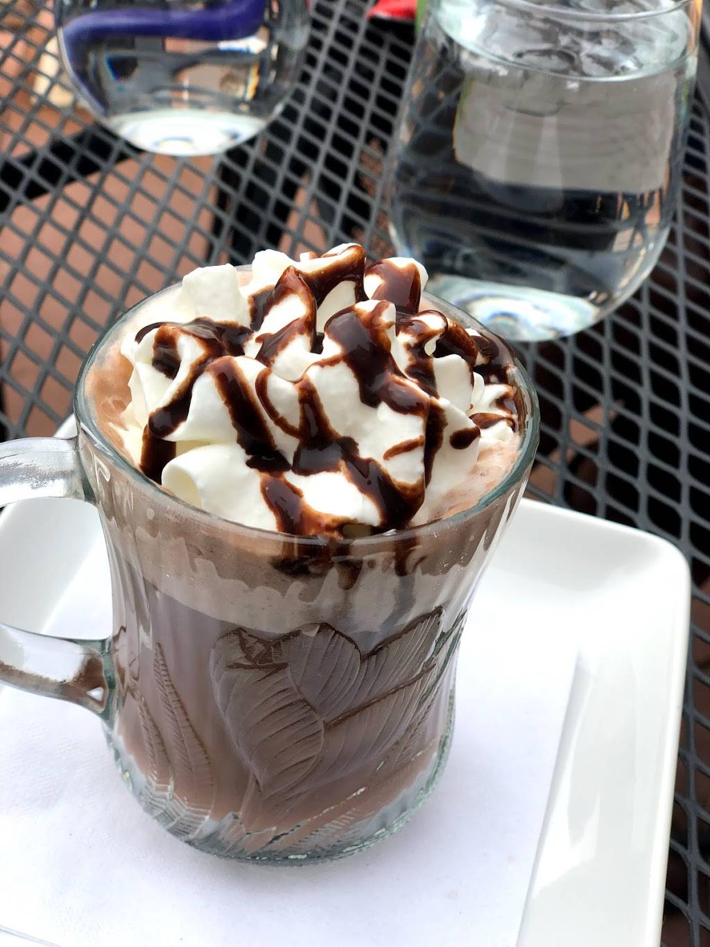 Barrique Wine & Brew Bar | restaurant | 835 Wrigley Dr, Lake Geneva, WI 53147, USA | 2622481948 OR +1 262-248-1948