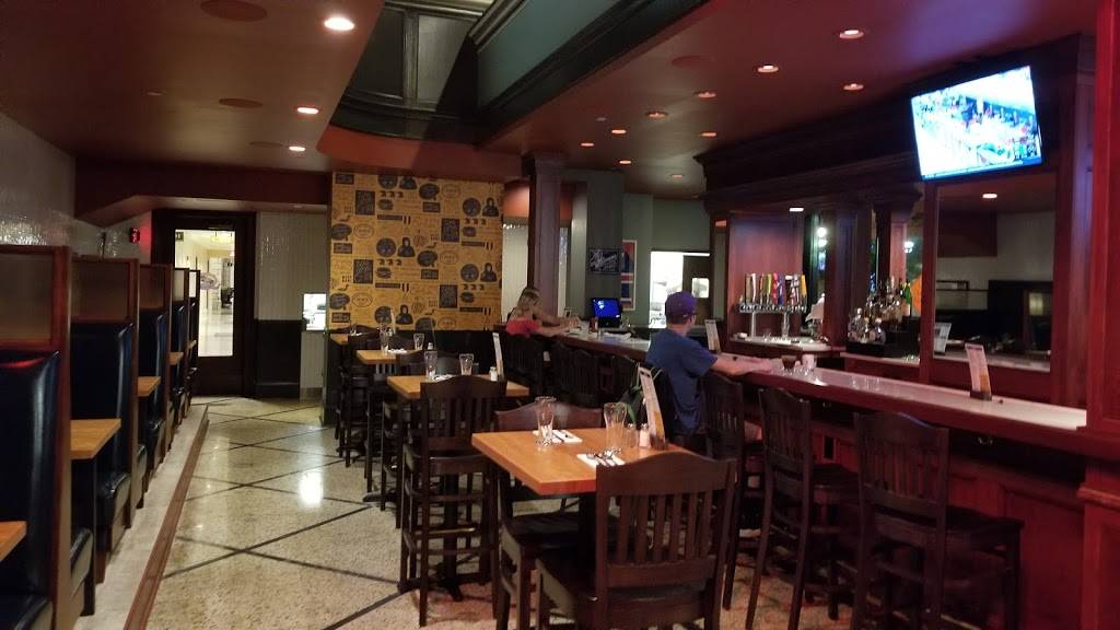 Loon Cafe St. Paul | restaurant | 426 St Peter St, St Paul, MN 55102, USA | 6513304777 OR +1 651-330-4777