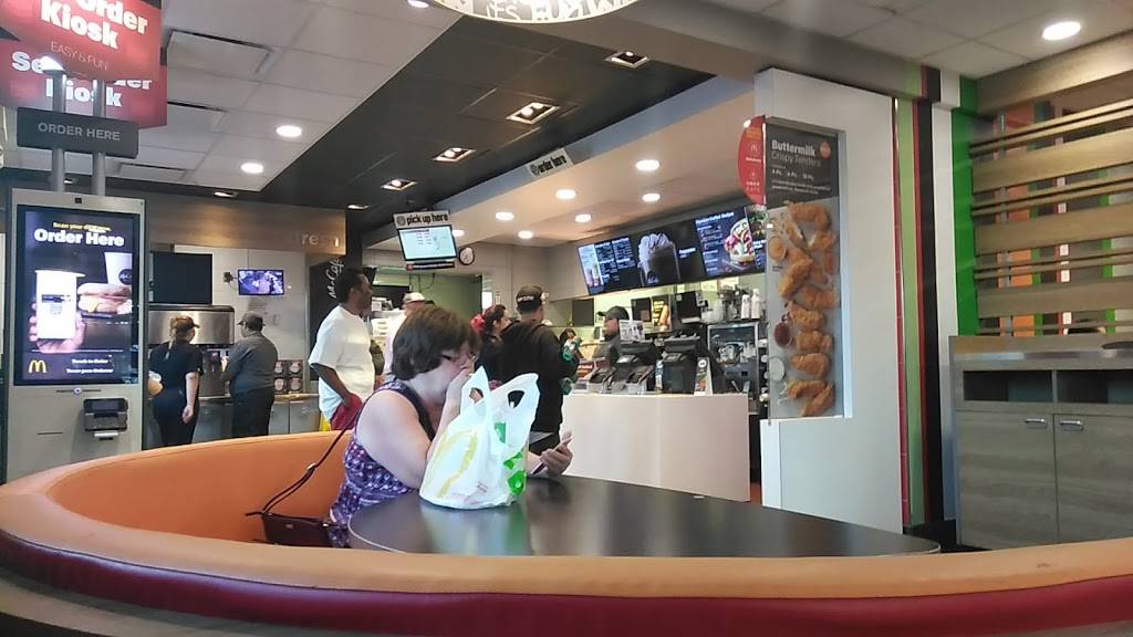 McDonalds | cafe | 5730 Firestone Blvd, South Gate, CA 90280, USA | 5629281324 OR +1 562-928-1324