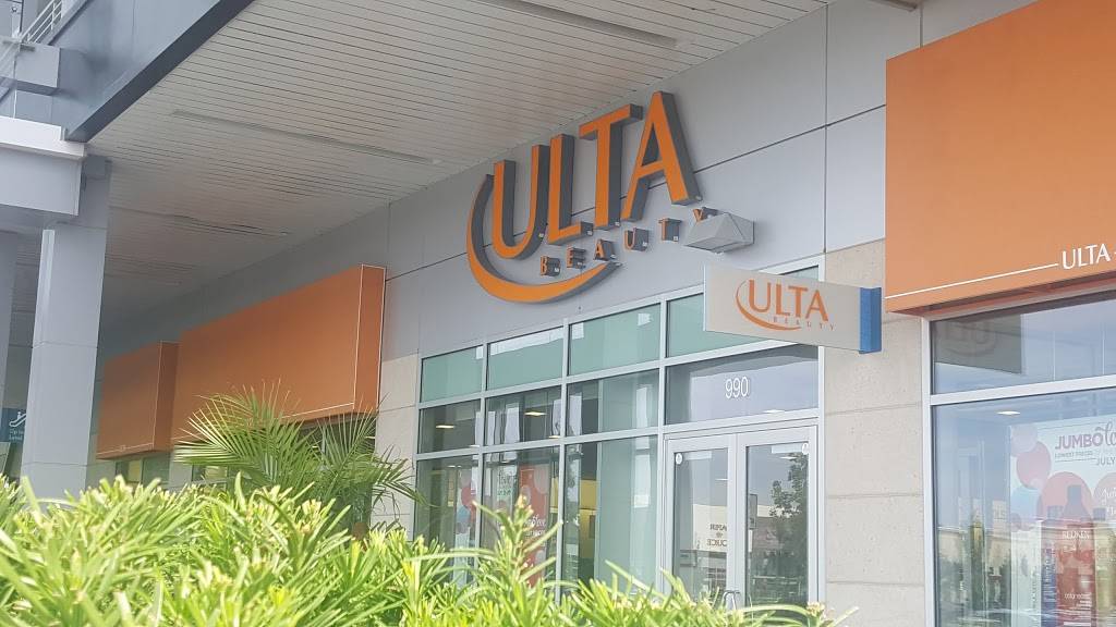 The Gallery At Westbury Plaza | shopping mall | 900 Old Country Rd, Garden City, NY 11530, USA | 2036355560 OR +1 203-635-5560