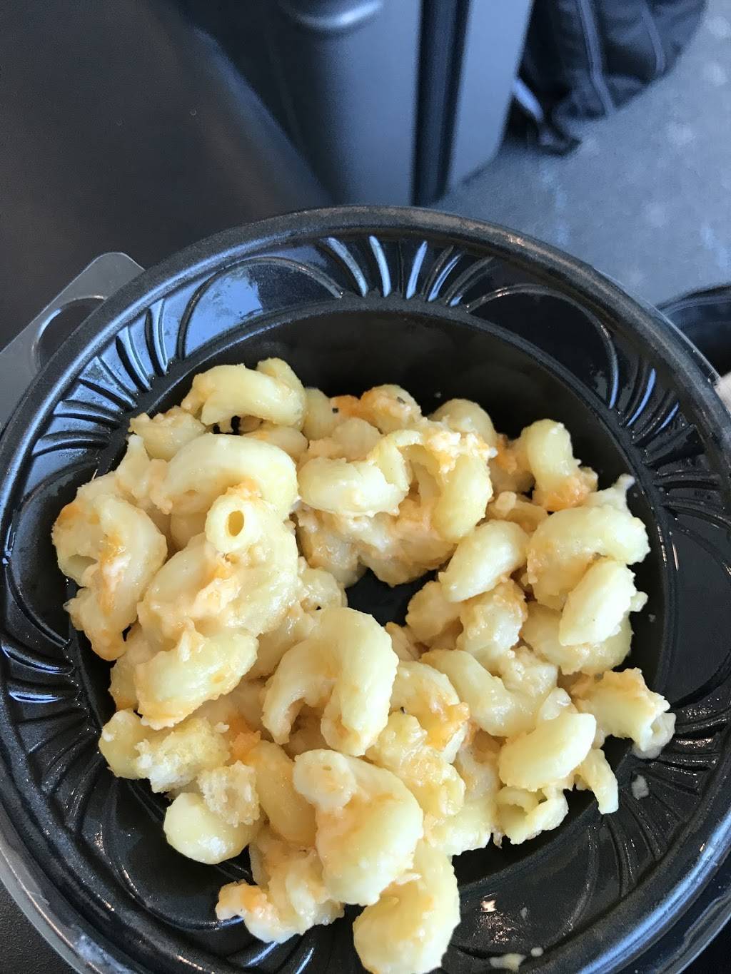 Villa Italian Kitchen | restaurant | Concourse C, 9100 Peña Blvd, Denver, CO 80249, USA | 3033420256 OR +1 303-342-0256