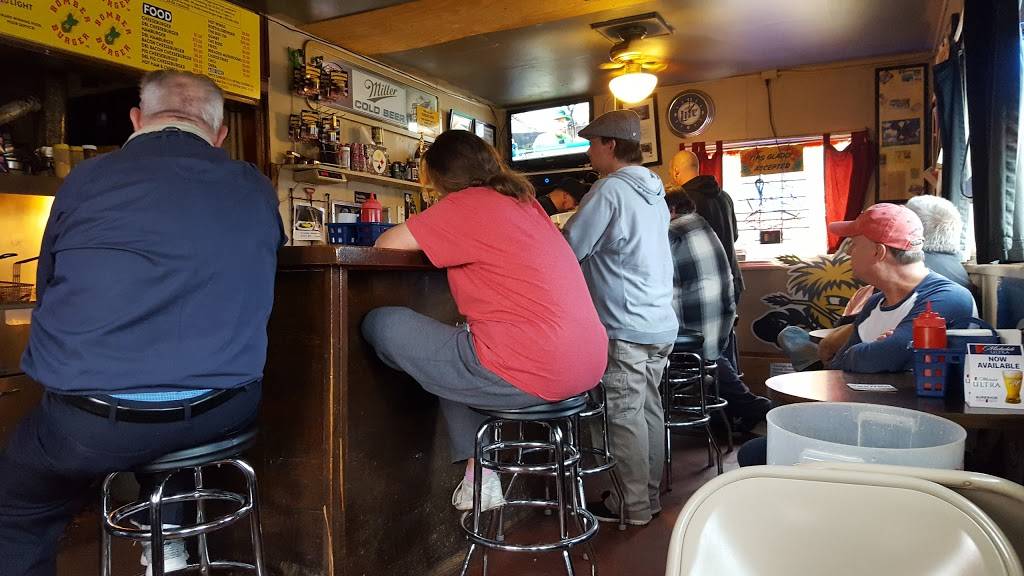 Bomber Burger | restaurant | 4860 S Clifton Ave, Wichita, KS 67216, USA | 3165226291 OR +1 316-522-6291